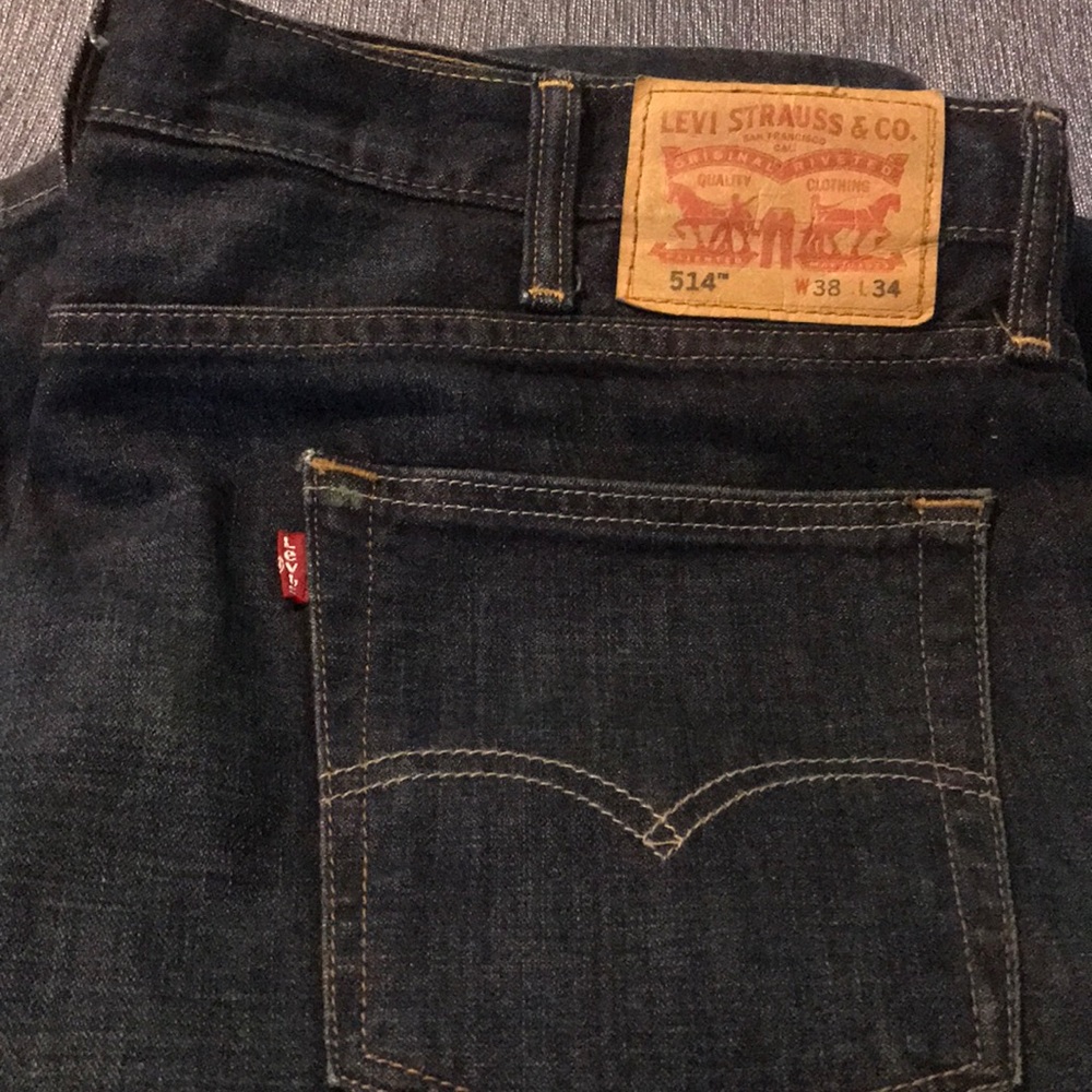 Dark blue Levi’s